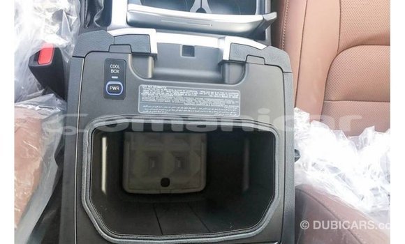 Buy Import Toyota Land Cruiser Black Car in Import - Dubai in Dhufar Buy Import Toyota Land Cruiser Black Car in Import - Dubai in Dhufar