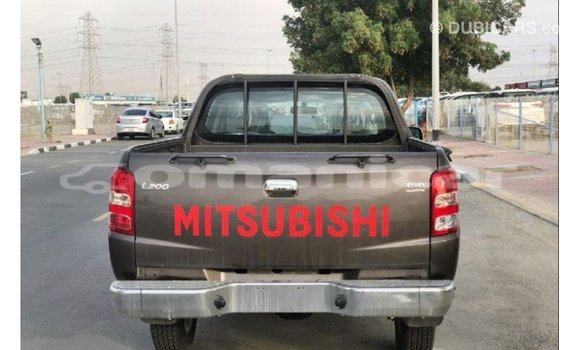 Buy Import Mitsubishi L200 Brown Car in Import - Dubai in Dhufar Buy Import Mitsubishi L200 Brown Car in Import - Dubai in Dhufar