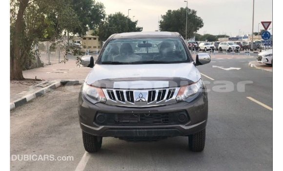 Buy Import Mitsubishi L200 Brown Car in Import - Dubai in Dhufar Buy Import Mitsubishi L200 Brown Car in Import - Dubai in Dhufar