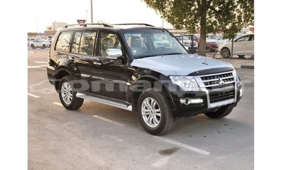 Buy Import Mitsubishi Pajero Black Car in Import - Dubai in Dhufar Buy Import Mitsubishi Pajero Black Car in Import - Dubai in Dhufar