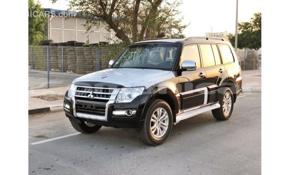 Buy Import Mitsubishi Pajero Black Car in Import - Dubai in Dhufar Buy Import Mitsubishi Pajero Black Car in Import - Dubai in Dhufar