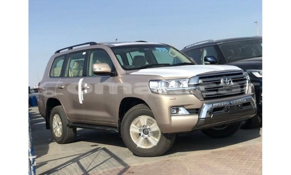 Buy Import Toyota Land Cruiser Other Car in Import - Dubai in Dhufar Buy Import Toyota Land Cruiser Other Car in Import - Dubai in Dhufar
