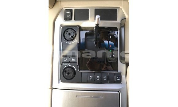 Buy Import Toyota Land Cruiser Other Car in Import - Dubai in Dhufar Buy Import Toyota Land Cruiser Other Car in Import - Dubai in Dhufar