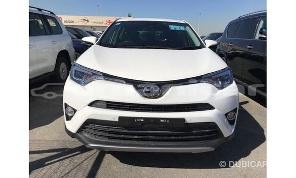 Buy Import Toyota 4Runner White Car in Import - Dubai in Dhufar Buy Import Toyota 4Runner White Car in Import - Dubai in Dhufar
