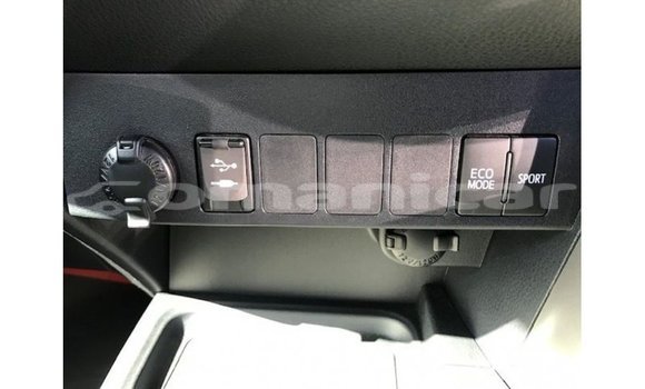 Buy Import Toyota 4Runner White Car in Import - Dubai in Dhufar Buy Import Toyota 4Runner White Car in Import - Dubai in Dhufar