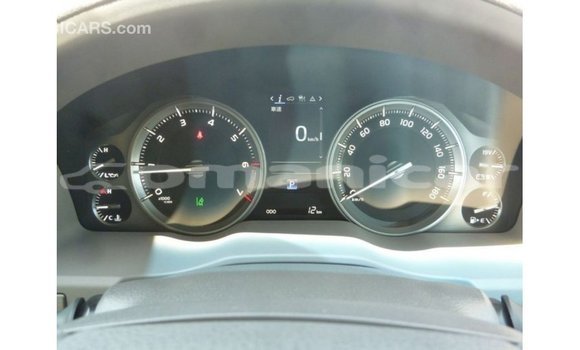 Buy Import Toyota Land Cruiser White Car in Import - Dubai in Dhufar Buy Import Toyota Land Cruiser White Car in Import - Dubai in Dhufar