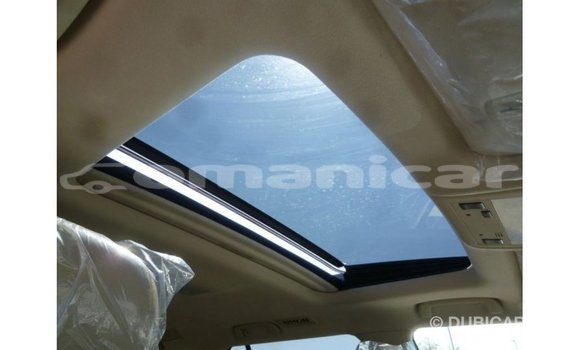 Buy Import Toyota Land Cruiser White Car in Import - Dubai in Dhufar Buy Import Toyota Land Cruiser White Car in Import - Dubai in Dhufar