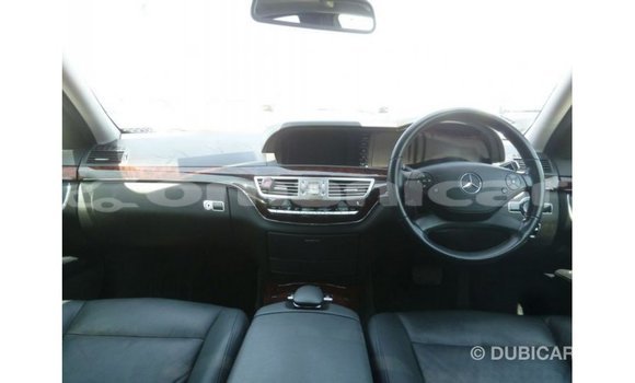 Buy Import Mercedes-Benz 190 White Car in Import - Dubai in Dhufar Buy Import Mercedes-Benz 190 White Car in Import - Dubai in Dhufar