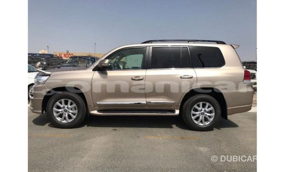 Buy Import Toyota Land Cruiser Other Car in Import - Dubai in Dhufar Buy Import Toyota Land Cruiser Other Car in Import - Dubai in Dhufar