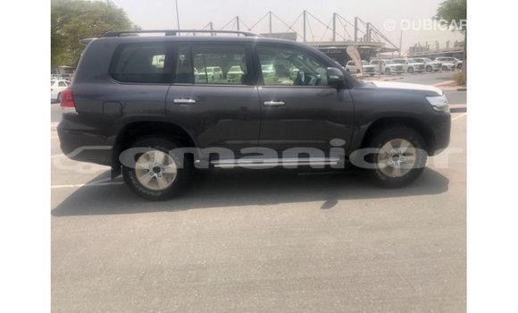 Buy Import Toyota Land Cruiser Other Car in Import - Dubai in Dhufar Buy Import Toyota Land Cruiser Other Car in Import - Dubai in Dhufar