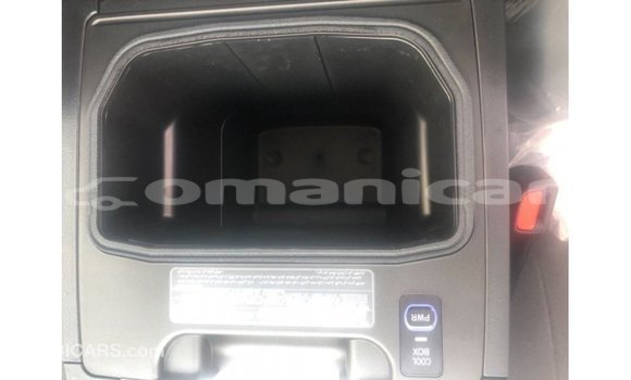Buy Import Toyota Land Cruiser Other Car in Import - Dubai in Dhufar Buy Import Toyota Land Cruiser Other Car in Import - Dubai in Dhufar