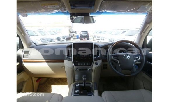 Buy Import Toyota Land Cruiser Black Car in Import - Dubai in Dhufar Buy Import Toyota Land Cruiser Black Car in Import - Dubai in Dhufar