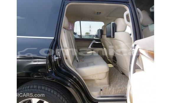 Buy Import Toyota Land Cruiser Black Car in Import - Dubai in Dhufar Buy Import Toyota Land Cruiser Black Car in Import - Dubai in Dhufar