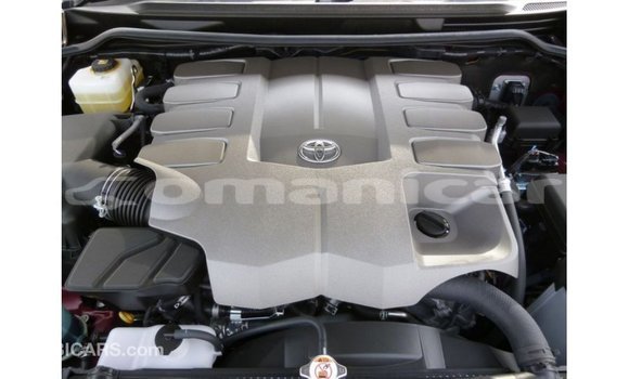 Buy Import Toyota Land Cruiser Other Car in Import - Dubai in Dhufar Buy Import Toyota Land Cruiser Other Car in Import - Dubai in Dhufar