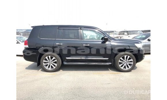 Buy Import Toyota Land Cruiser Black Car in Import - Dubai in Dhufar Buy Import Toyota Land Cruiser Black Car in Import - Dubai in Dhufar
