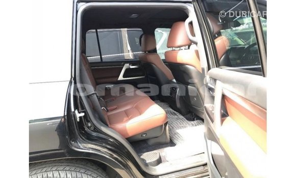 Buy Import Toyota Land Cruiser Black Car in Import - Dubai in Dhufar Buy Import Toyota Land Cruiser Black Car in Import - Dubai in Dhufar