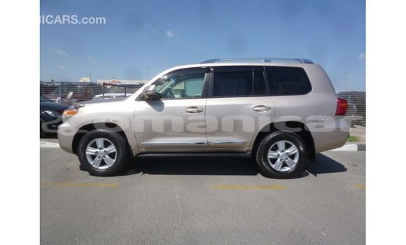 Buy Import Toyota Land Cruiser Other Car in Import - Dubai in Dhufar Buy Import Toyota Land Cruiser Other Car in Import - Dubai in Dhufar
