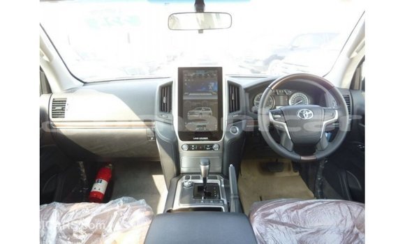 Buy Import Toyota Land Cruiser Black Car in Import - Dubai in Dhufar Buy Import Toyota Land Cruiser Black Car in Import - Dubai in Dhufar