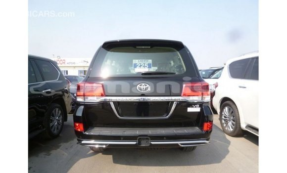 Buy Import Toyota Land Cruiser Black Car in Import - Dubai in Dhufar Buy Import Toyota Land Cruiser Black Car in Import - Dubai in Dhufar