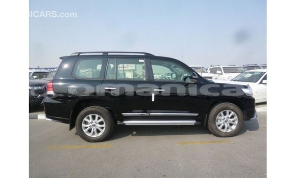 Buy Import Toyota Land Cruiser Black Car in Import - Dubai in Dhufar Buy Import Toyota Land Cruiser Black Car in Import - Dubai in Dhufar