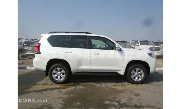 Buy Import Toyota Prado White Car in Import - Dubai in Dhufar Buy Import Toyota Prado White Car in Import - Dubai in Dhufar
