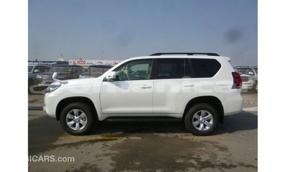 Buy Import Toyota Prado White Car in Import - Dubai in Dhufar Buy Import Toyota Prado White Car in Import - Dubai in Dhufar