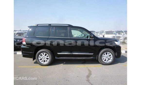 Buy Import Toyota Land Cruiser Black Car in Import - Dubai in Dhufar Buy Import Toyota Land Cruiser Black Car in Import - Dubai in Dhufar