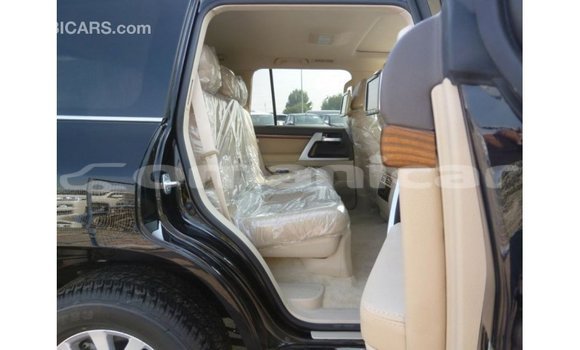 Buy Import Toyota Land Cruiser Black Car in Import - Dubai in Dhufar Buy Import Toyota Land Cruiser Black Car in Import - Dubai in Dhufar