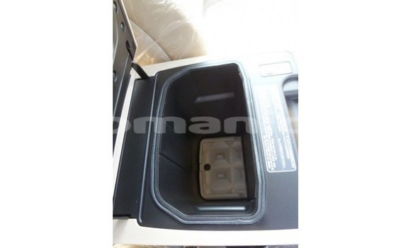 Buy Import Toyota Land Cruiser Black Car in Import - Dubai in Dhufar Buy Import Toyota Land Cruiser Black Car in Import - Dubai in Dhufar