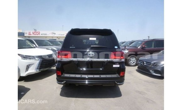 Buy Import Toyota Land Cruiser Black Car in Import - Dubai in Dhufar Buy Import Toyota Land Cruiser Black Car in Import - Dubai in Dhufar