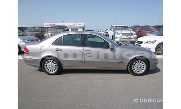 Buy Import Mercedes-Benz 200 Other Car in Import - Dubai in Dhufar Buy Import Mercedes-Benz 200 Other Car in Import - Dubai in Dhufar