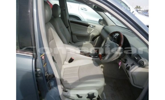 Buy Import Mercedes-Benz 190 Blue Car in Import - Dubai in Dhufar Buy Import Mercedes-Benz 190 Blue Car in Import - Dubai in Dhufar