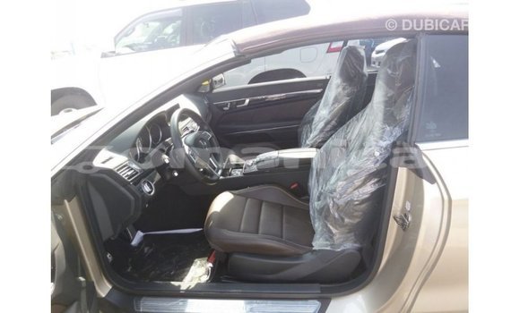 Buy Import Mercedes-Benz 200 Other Car in Import - Dubai in Dhufar Buy Import Mercedes-Benz 200 Other Car in Import - Dubai in Dhufar