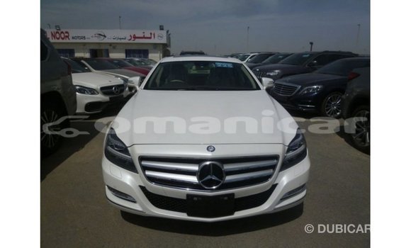 Buy Import Mercedes-Benz 190 White Car in Import - Dubai in Dhufar Buy Import Mercedes-Benz 190 White Car in Import - Dubai in Dhufar