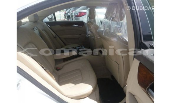 Buy Import Mercedes-Benz 190 White Car in Import - Dubai in Dhufar Buy Import Mercedes-Benz 190 White Car in Import - Dubai in Dhufar
