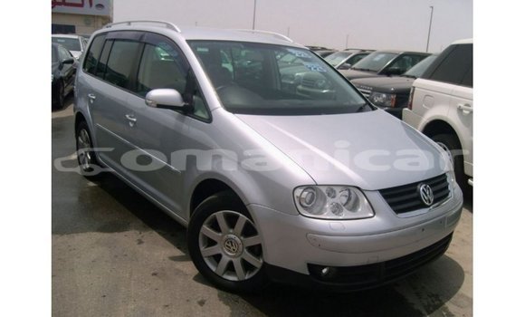 Buy Import Volkswagen Touran Other Car in Import - Dubai in Dhufar