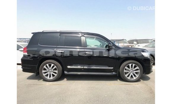 Buy Import Toyota Land Cruiser Black Car in Import - Dubai in Dhufar Buy Import Toyota Land Cruiser Black Car in Import - Dubai in Dhufar