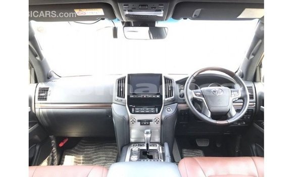 Buy Import Toyota Land Cruiser Black Car in Import - Dubai in Dhufar Buy Import Toyota Land Cruiser Black Car in Import - Dubai in Dhufar