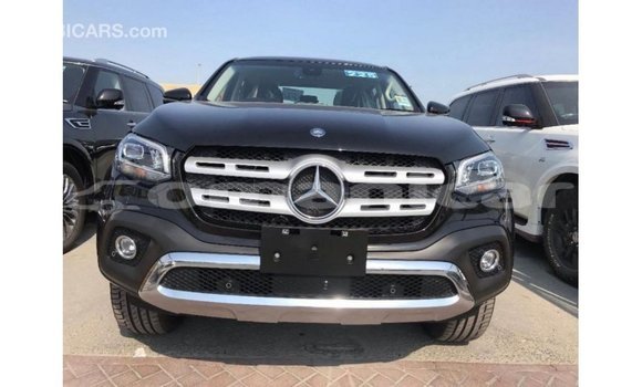 Buy Import Mercedes-Benz 250 Black Car in Import - Dubai in Dhufar Buy Import Mercedes-Benz 250 Black Car in Import - Dubai in Dhufar
