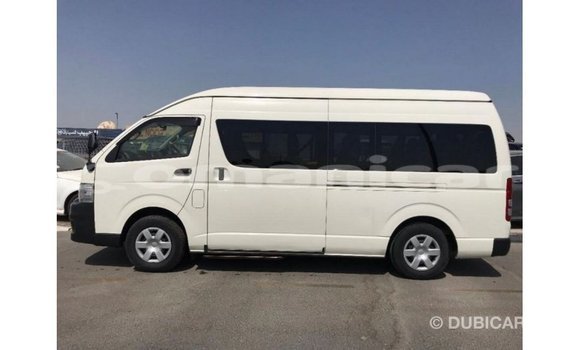 Buy Import Toyota Hiace White Car in Import - Dubai in Dhufar Buy Import Toyota Hiace White Car in Import - Dubai in Dhufar