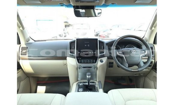 Buy Import Toyota Land Cruiser Black Car in Import - Dubai in Dhufar Buy Import Toyota Land Cruiser Black Car in Import - Dubai in Dhufar