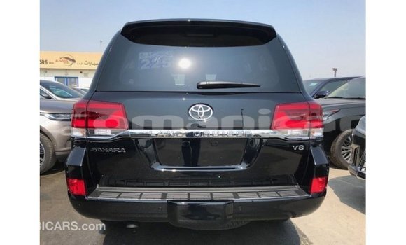 Buy Import Toyota Land Cruiser Black Car in Import - Dubai in Dhufar Buy Import Toyota Land Cruiser Black Car in Import - Dubai in Dhufar