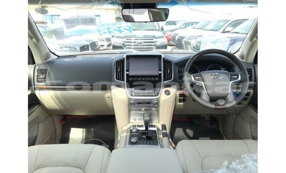 Buy Import Toyota Land Cruiser Black Car in Import - Dubai in Dhufar Buy Import Toyota Land Cruiser Black Car in Import - Dubai in Dhufar