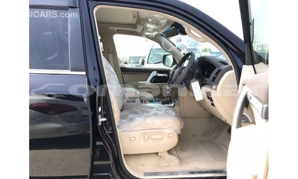 Buy Import Toyota Land Cruiser Black Car in Import - Dubai in Dhufar Buy Import Toyota Land Cruiser Black Car in Import - Dubai in Dhufar