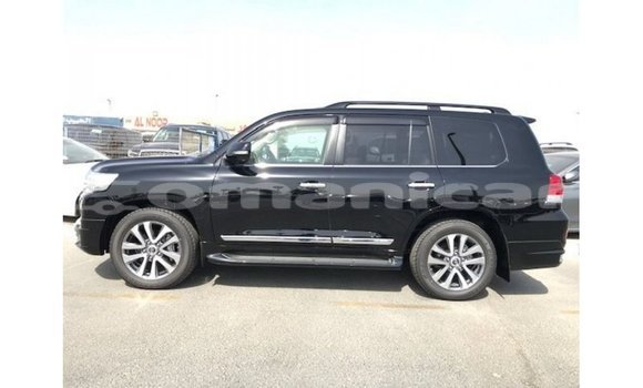 Buy Import Toyota Land Cruiser Black Car in Import - Dubai in Dhufar Buy Import Toyota Land Cruiser Black Car in Import - Dubai in Dhufar