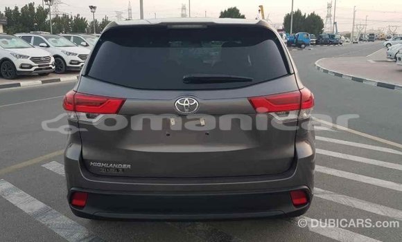 Buy Import Toyota Highlander Other Car in Import - Dubai in Dhufar Buy Import Toyota Highlander Other Car in Import - Dubai in Dhufar