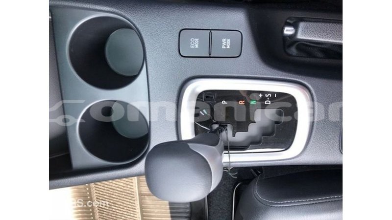 Big with watermark toyota hilux dhufar import dubai 2857