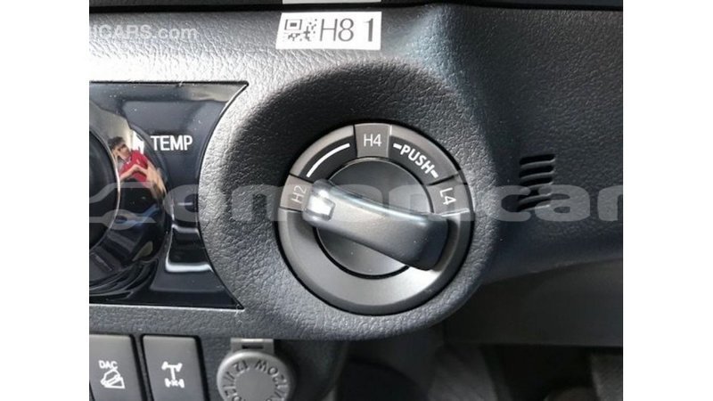 Big with watermark toyota hilux dhufar import dubai 2857