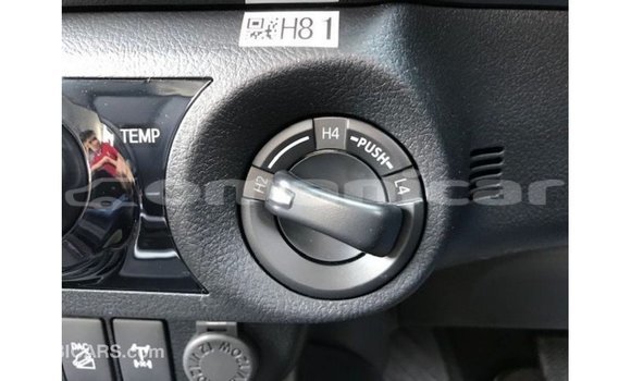 Buy Import Toyota Hilux Black Car in Import - Dubai in Dhufar Buy Import Toyota Hilux Black Car in Import - Dubai in Dhufar