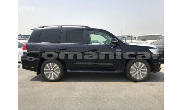 Buy Import Toyota Land Cruiser Black Car in Import - Dubai in Dhufar Buy Import Toyota Land Cruiser Black Car in Import - Dubai in Dhufar